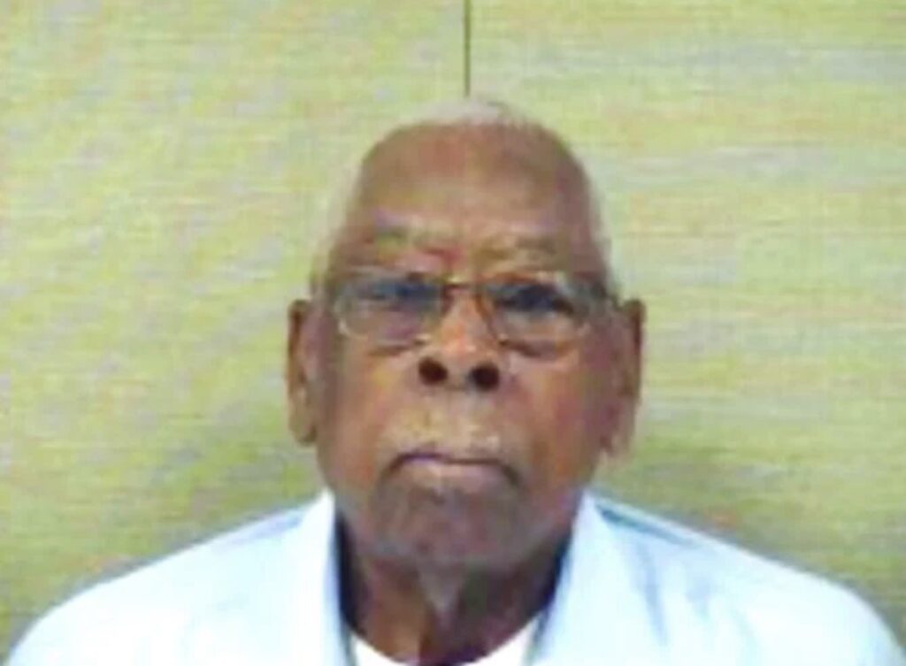 I.J. McNeil of Fayetteville charged after Dunn Crosswalk crash that killed pedestrian Aaron Andrew Freda in Dunn North Carolina