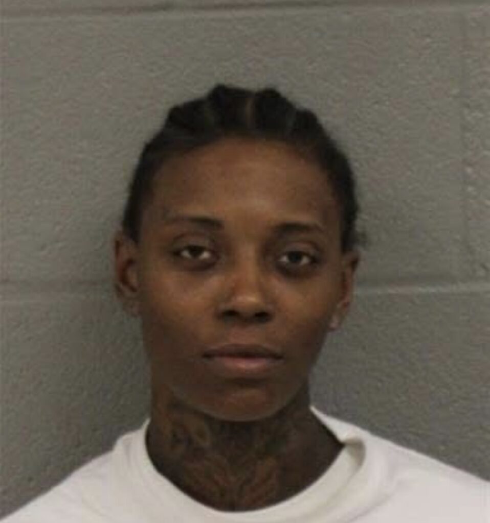 Jakari Snowden mugshot Charlotte NC woman charged in Airbnb assault and domestic violence case