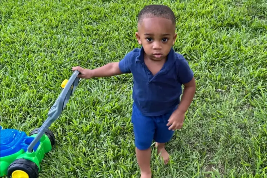 Kohen Wiley 1-year-old baby fatally shot by Senatobia Mississippi police in Walmart parking lot June 2026