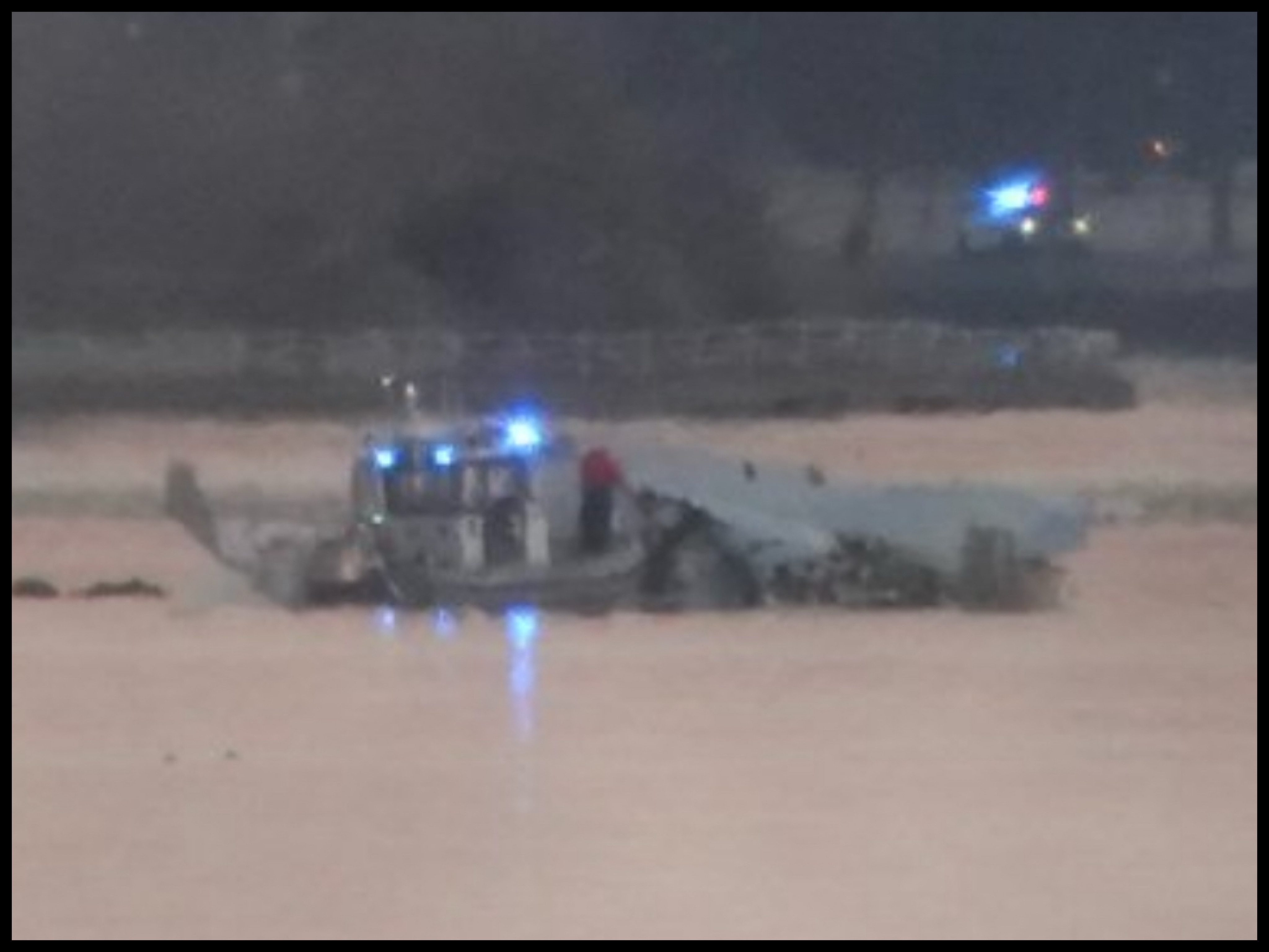 Passenger jet collision near Washington