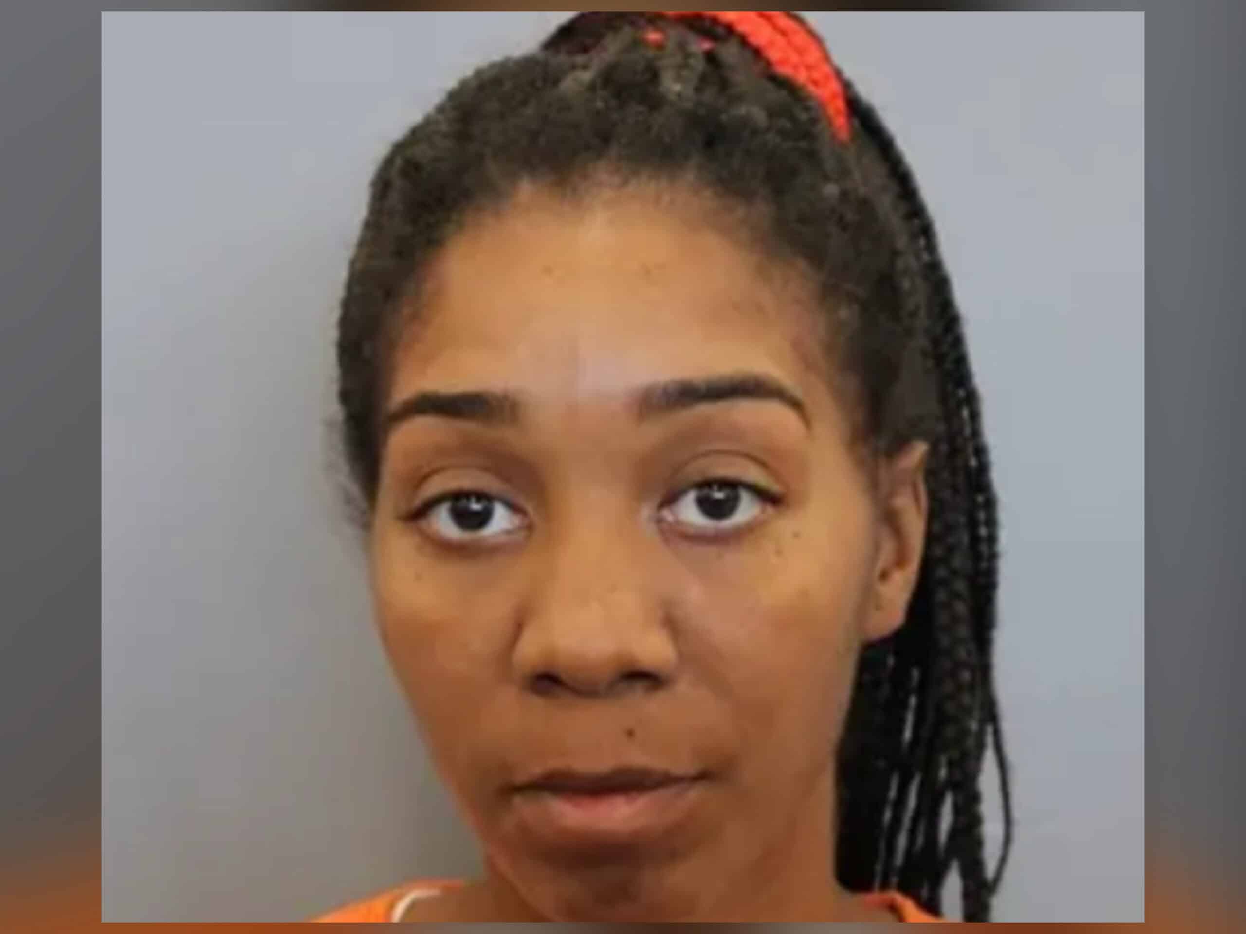 Dominique Wilson arrested after leaving five kids in hot car outside Kroger