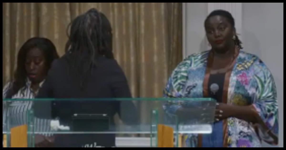Co-Pastor Cassandra Pope rebukes woman