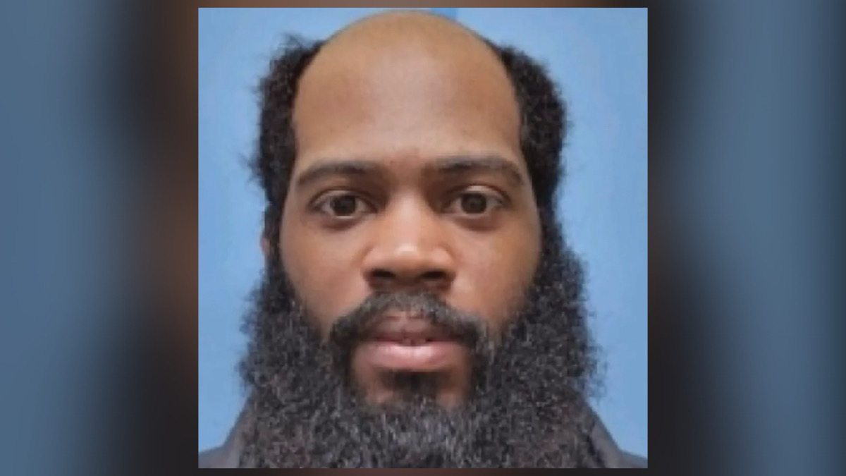 Chapel Hill man wanted for threatening to shoot up Christmas parade in Williamston North Carolina sparking police search