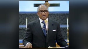 Bishop Patrick Wooden speaking during controversial sermon involving Jamal Bryant’s wife