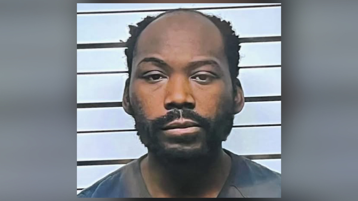 Law enforcement investigates Clay County Mississippi shooting that killed six people