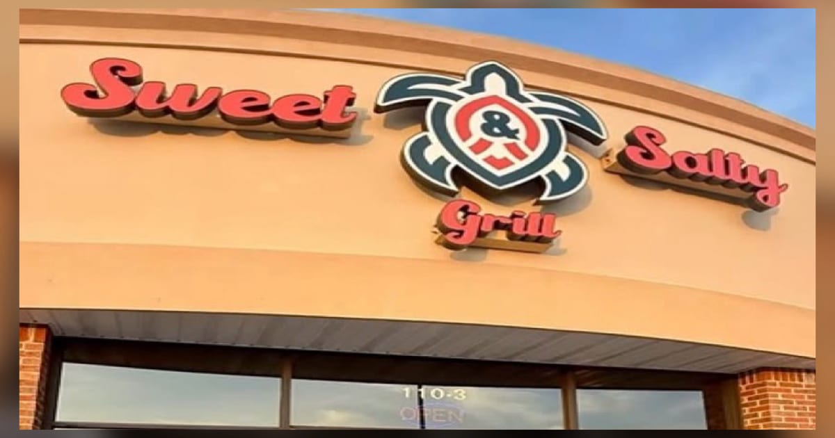 Sweeet & Salty Grill Shallotte owner tip jar video shows Paul Webber snatching employee tips