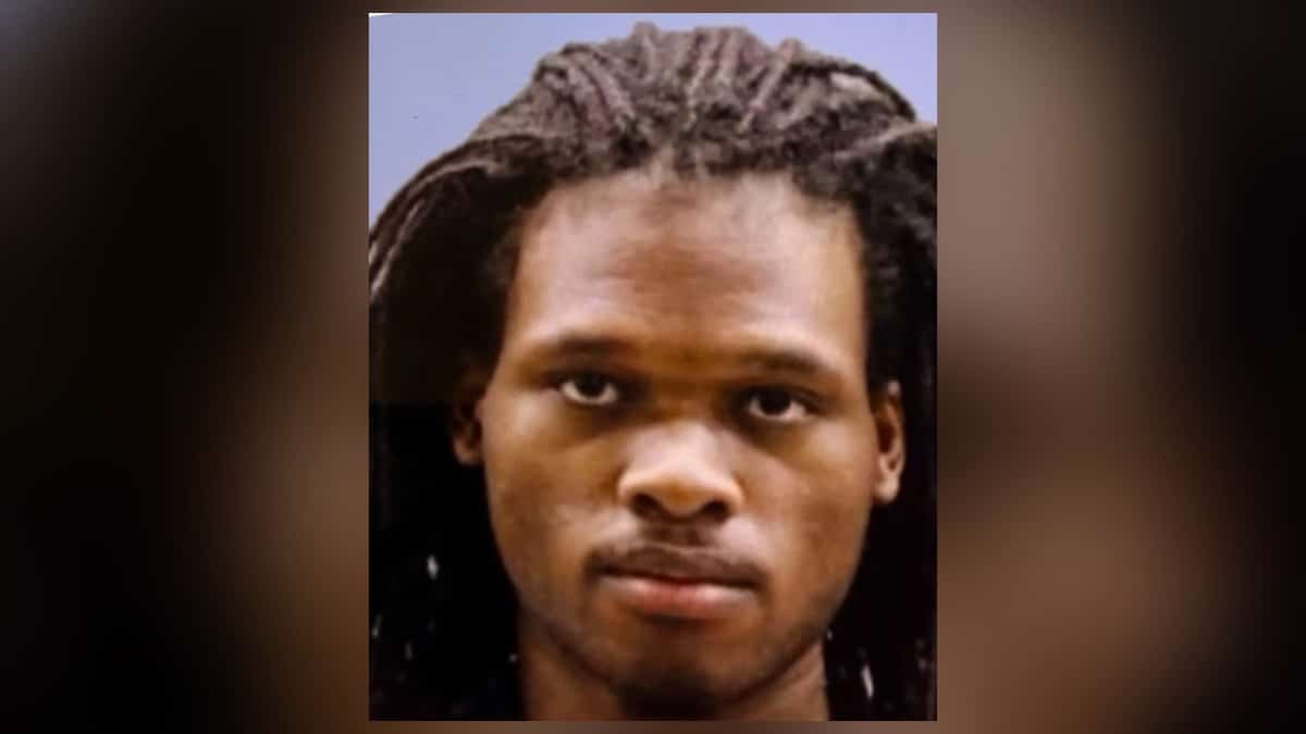 Shooting outside the white house: Nasire Best, 21, identified as the gunman fatally shot by Secret Service