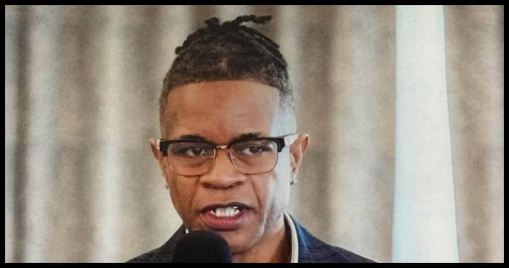 Kinston Mayor Kareem Moore Facebook page showing explicit pornographic post before it was removed