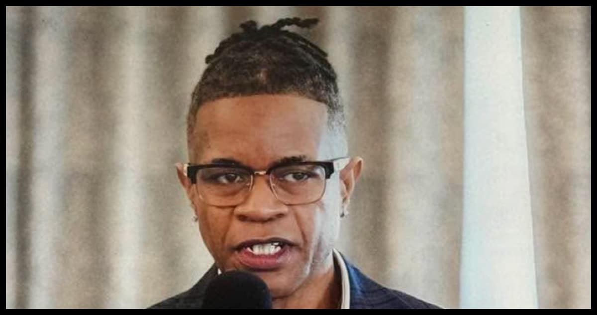 Kinston Mayor Kareem Moore Facebook page showing explicit pornographic post before it was removed